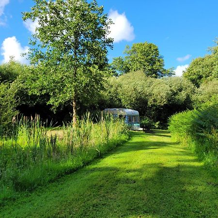 Budget Stay, In Lovely Private Setting With Rustic Charm, Log Burner, Fire Pit, Campers Kitchen & Eco Loo No Bedding Supplied 纳伯斯 外观 照片