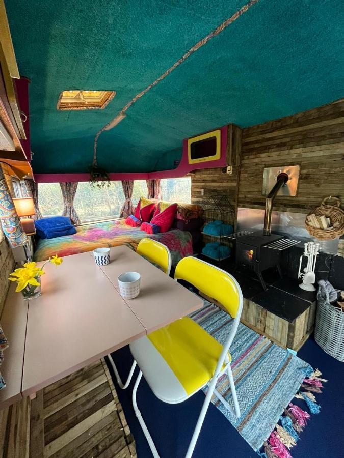 Budget Stay, In Lovely Private Setting With Rustic Charm, Log Burner, Fire Pit, Campers Kitchen & Eco Loo No Bedding Supplied 纳伯斯 外观 照片